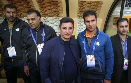 قلعه نویی مذاکره برای سرمربیگری در تیم ملی فوتبال را تکذیب کرد!