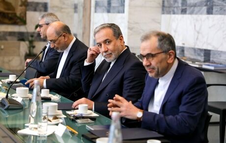 پایان سومین دور از مذاکرات غیرمستقیم میان هیات های مذاکره کننده ایران و آمریکا