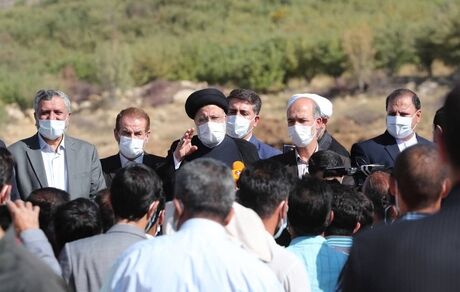 حرکت اقتصادی عشایر نقش موثری در رونق اقتصادی کشور دارد
