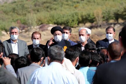 حرکت اقتصادی عشایر نقش موثری در رونق اقتصادی کشور دارد
