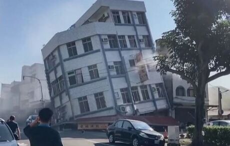 ۷۱۸ کشته و زخمی در زلزله شدید تایوان