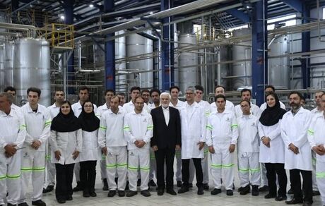در دولت وفاق ملی اجازه نمی‌دهیم موانعی بر سر راه تولید کنندگان ایجاد شود