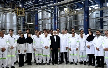 در دولت وفاق ملی اجازه نمی‌دهیم موانعی بر سر راه تولید کنندگان ایجاد شود