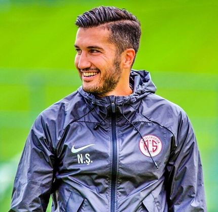 بازیکن سابق زنبورها، سرمربی جدید دورتموند شد