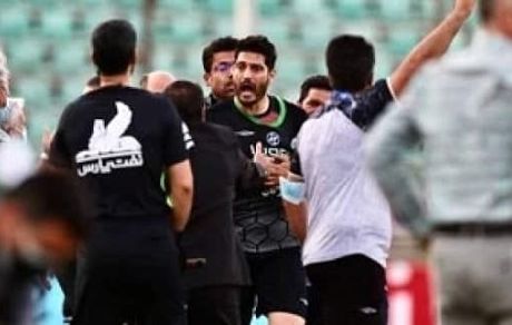 دروازه‌بان ذوب‌آهن تا اطلاع ثانوی محروم شد