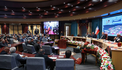 پزشکیان: سیاست دولت حرکت به سمت توسعه انرژی‌های تجدیدپذیر است / قوانین بازدارنده حذف خواهدشد