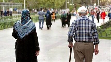 تایید مصوبه مجلس در خصوص افزایش سن بازنشستگی