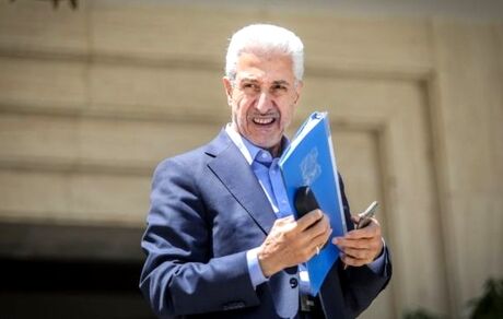  وزیر علوم: آیین‌نامه انضباطی جدید اجازه ورود به حریم خصوصی دانشجو را ندارد