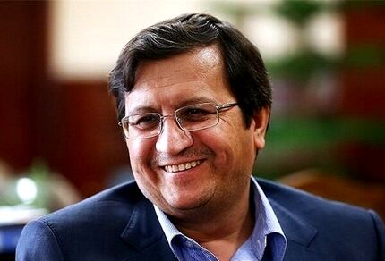 همتی: سرمایه گذاران در بازار ارز ریسک آن را بپذیرند