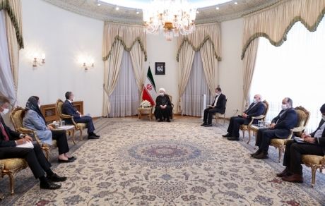 روحانی: هرروز که آمریکا از اشتباهات خود برگردد، راه برای او باز است 