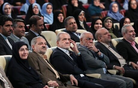 رئیس جمهور: فرزندان این سرزمین، گرانقیمت‌تر از هر معدن و منبع ثروتی هستند