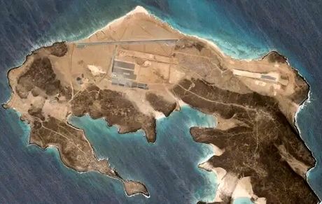 پایگاه هوایی مرموزی که در جزیره آتشفشانی یمن ساخته می‌شود