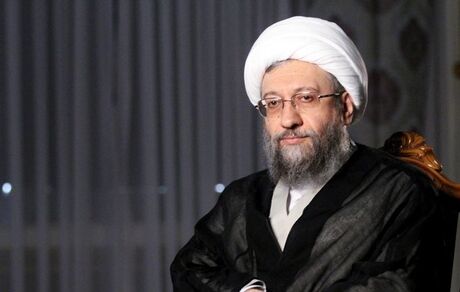 هیچ گاه تصمیمات شورای نگهبان را تا این حد غیرقابل دفاع نیافته‌ام
