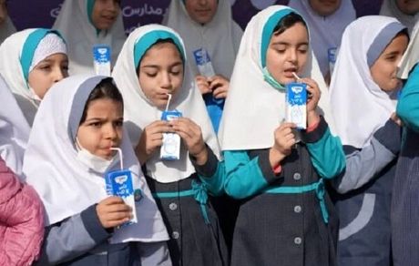 ۱۱۰ میلیون پاکت شیر بین دانش آموزان توزیع شده است