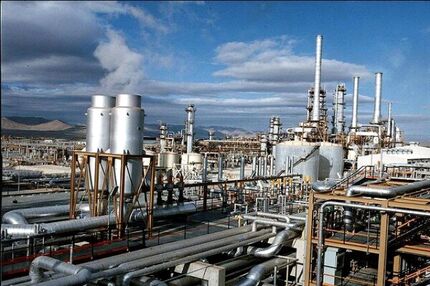 صنعت پتروشیمی می‌تواند اقتصاد ایران را احیا کند
