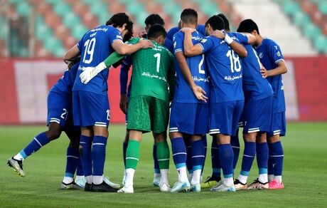 بحران در اردوی آبی‌پوشان؛ بازیکنان مازاد استقلال فسخ نمی‌کنند