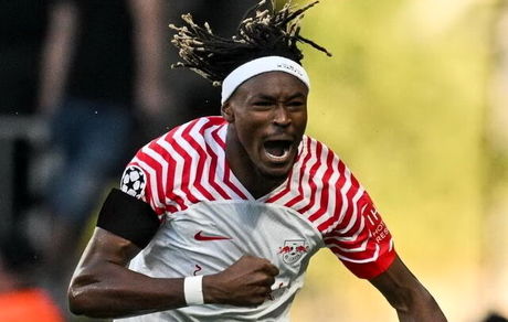 آغاز لیگ قهرمانان فوتبال اروپا با توقف میلان