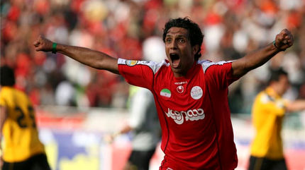 سپهر حیدری: کالدرون با تصمیمات عجیب به پرسپولیس صدمه میزند