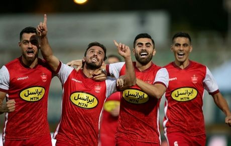 ادامه صدرنشینی پرسپولیس با درخشش صادقی و شکست هوادار