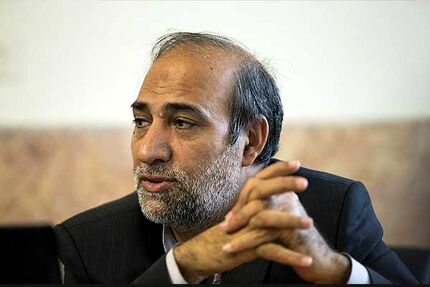موافقت زاکانی با افزایش حقوق کارمندان رسمی شهرداری تهران/پیگیری تصویب آیتم‌های افزاینده حقوق در شورا