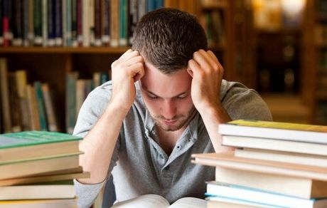 مشکلات روحی ناشی از شیوع کرونا در دانشجویان وخیم‌تر از کووید-۱۹"