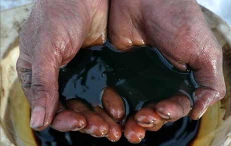 آژانس بین‌المللی انرژی: موانع اقتصادی سد راه تقاضا برای نفت می‌شود