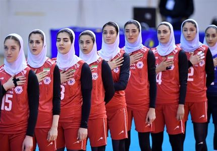 توجیه عجیب فدراسیون والیبال درباره عدم بازگشت تیم بانوان: نمی‌دانستیم نحوه برگزاری مسابقات تغییر کرده است!