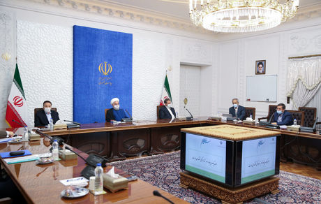 روحانی: اجازه ندادیم دشمن به اقتصاد آسیب بزند/ نوسانات بورس طبیعی است