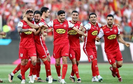 لیگ برتر فوتبال: پرسپولیس با گل‌باران گل‌گهر در آستانه قهرمانی قرار گرفت