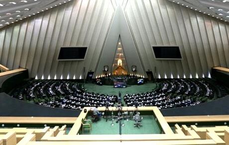 مجلس با اولویت بومی‌گزینی در استخدام‌ها موافقت کرد