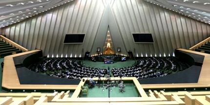 مجلس با اولویت بومی‌گزینی در استخدام‌ها موافقت کرد