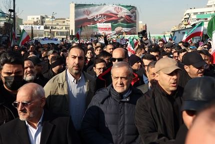 حضور رئیس جمهور در اجتماع عظیم مردم تهران