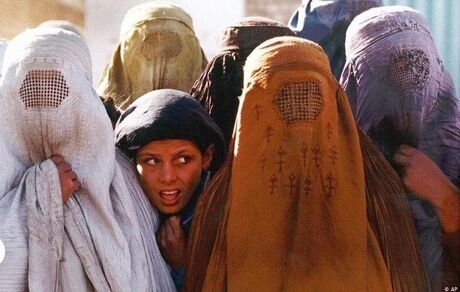 وعده طالبان برای بازگشایی مدارس دخترانه افغانستان