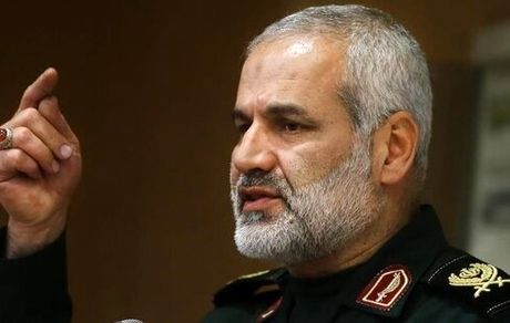 حمایت یک فرمانده سپاه از قطعی اینترنت در جریان اعتراضات بنزینی