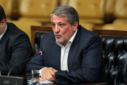 رئیس شورای شهر تهران: آلودگی هوا تنها در پاییز مورد توجه قرار می‌گیرد/ توقع از مدیریت شهری متناسب با اختیاراتش باشد