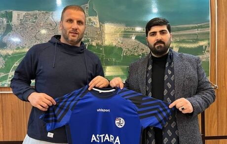 یک پرسپولیس بجای یک استقلالی سرمربی شهرداری آستارا شد