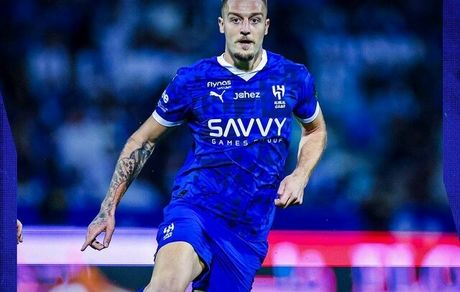 الهلال بعد از یک سال و نیم شکست خورد