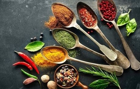 ۷ ادویه لاغر کننده که شما را در رژیم‌های غذایی کمک می‌کند