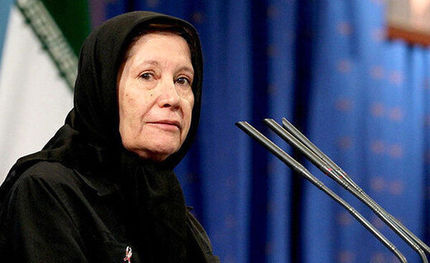 مینو محرز: رستوران نروید، چون با ماسک نمی توانید غذا بخورید!