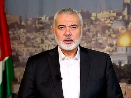 نام یک خیابان تهران به شهید اسماعیل هنیه تغییر کرد