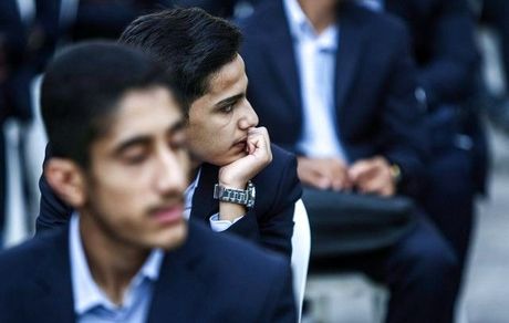 رشد۱۰ برابری خطرپذیری دانش‌آموزان