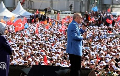 در میتینگ انتخاباتی اردوغان در استانبول، ۱.۷ میلیون نفر شرکت کردند
