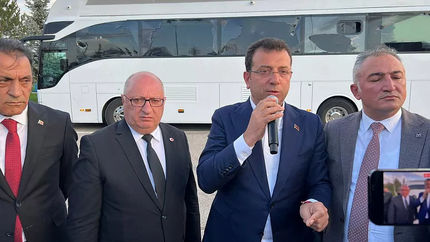 طرفداران اردوغان، شهردار استانبول را سنگ‌باران کردند
