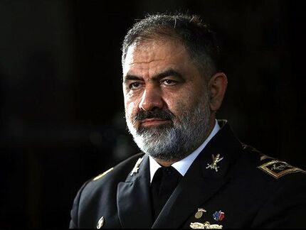 هشدار فرمانده نیروی دریایی ارتش به ناوگروه هواپیمابر آبراهام لینکلن