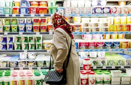 ابلاغ قیمت مصوب جدید ۴ قلم محصول لبنی پر مصرف بازار