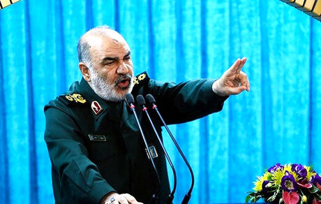 هشدارهای صریح فرمانده کل سپاه به آمریکایی ها / برای ساختن کشور عجله داریم
