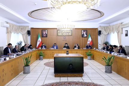 تاکید رئیسی بر  تبیین به موقع تصمیمات اقتصادی توسط ستاد اطلاع‌رسانی‌ و تبلیغات اقتصادی کشور