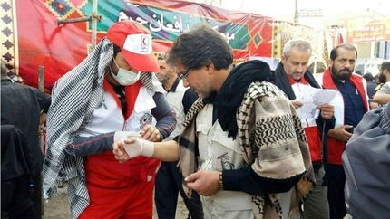 اعزام ۳۶ تیم تخصصی امداد و نجات هلال و احمر به عراق برای مراسم تشییع رهبر شهید