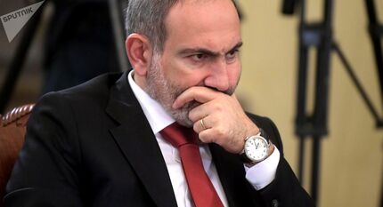 ارتش ارمنستان، خواستار  کناره‌گیری نخست وزیر شد