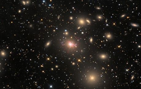 ناسا، عکس کهکشانی با ظاهری آشفته و عجیب را منتشر کرد